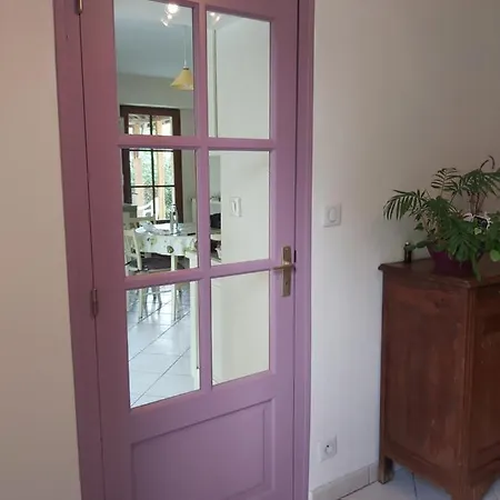 O Miroir... Sans Detour Dis-moi De Ce Sejour Ubytování v soukromí *