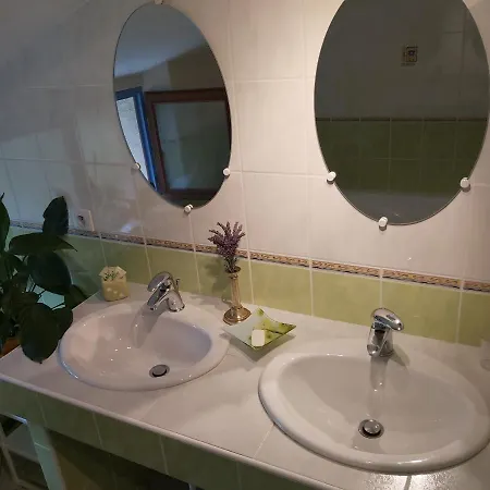 O Miroir... Sans Detour Dis-moi De Ce Sejour Francescas